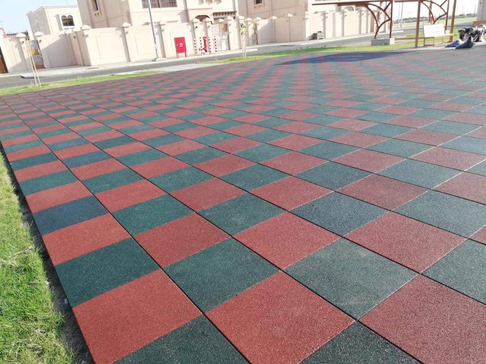 البلاط المطاطي